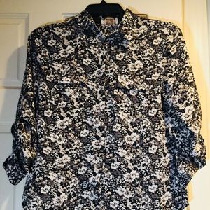 Gorgeous Ann Taylor Loft Blouse
